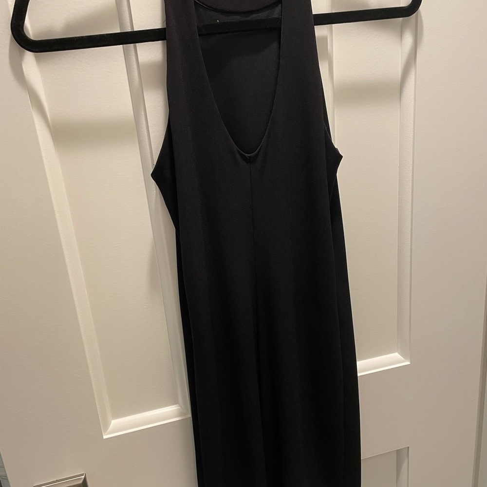 Black bodycon dress